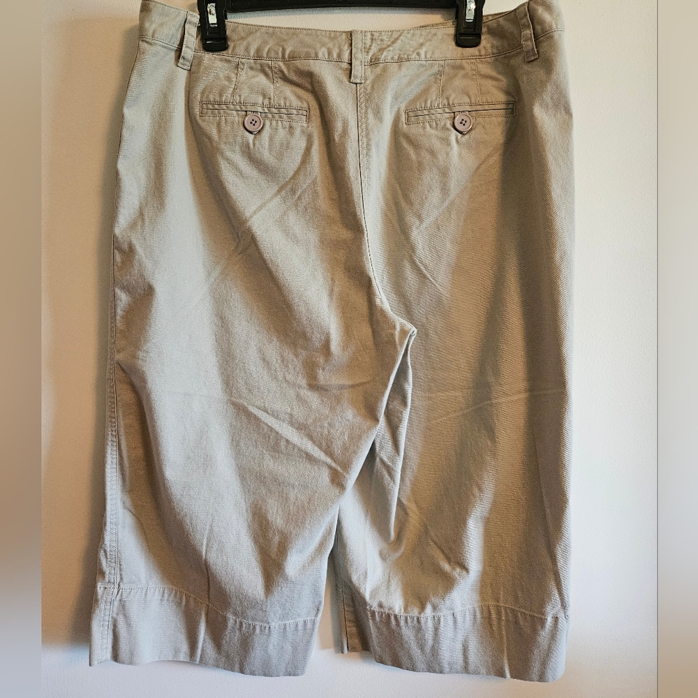 Talbots 16 stretch culottes - Picture 3 of 6